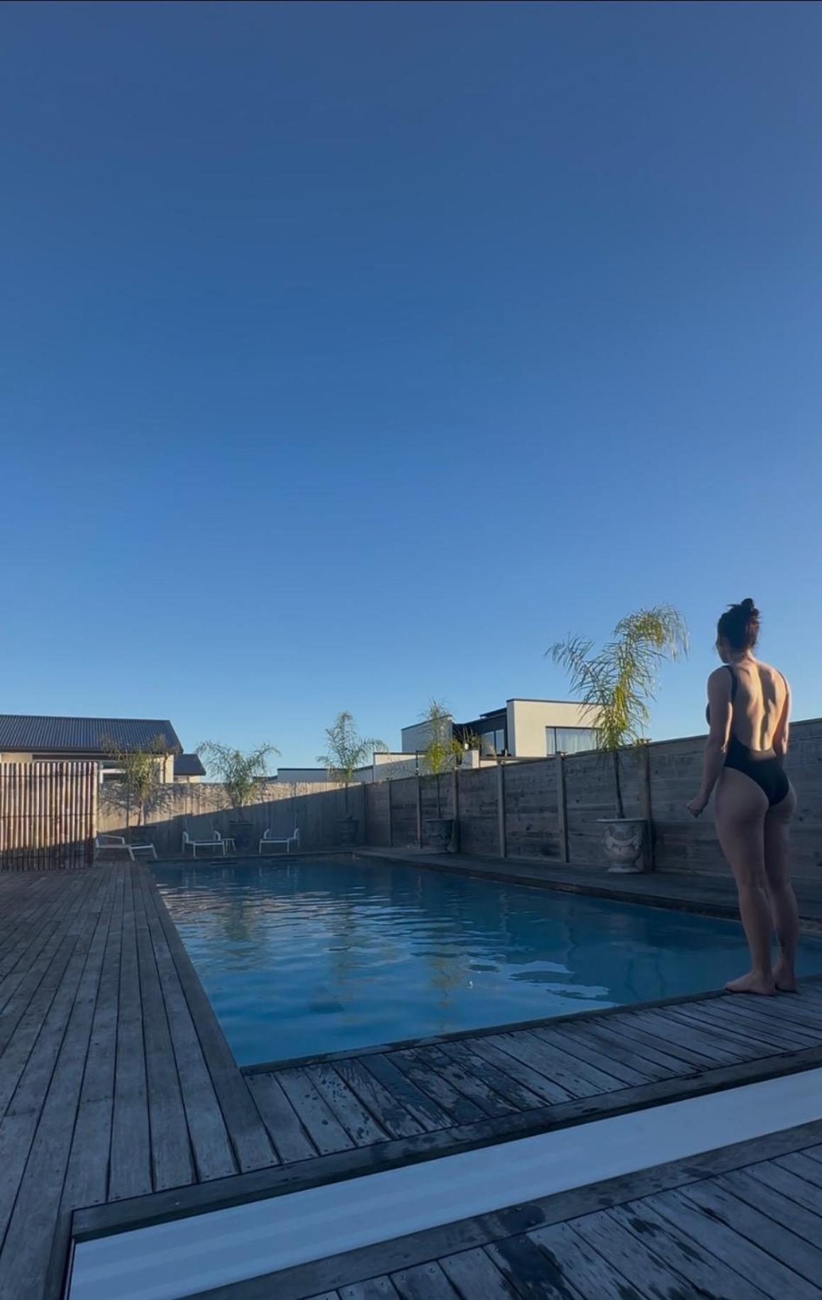 Hobbiton Pool House Hotel Matamata Bagian luar foto